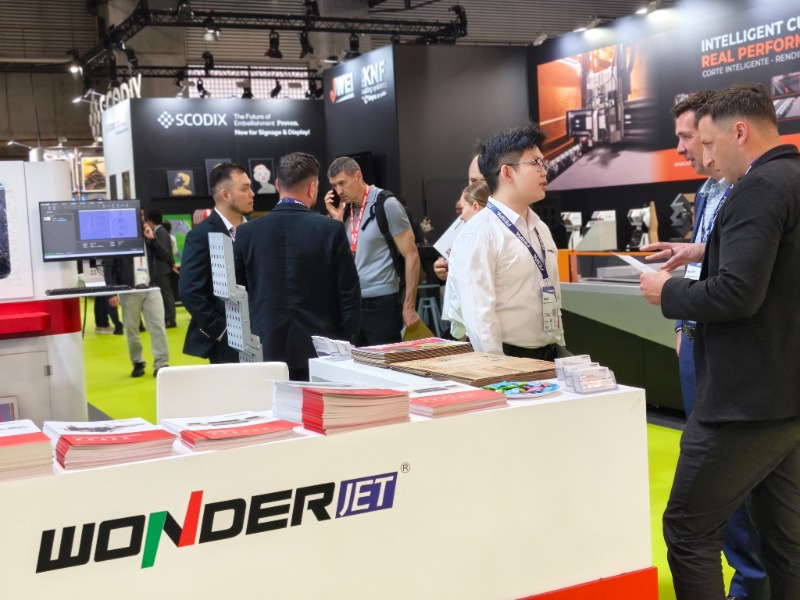 8 Wonder Water-based Digital Printing 8-Color Micro-Droplets, Details Revealed